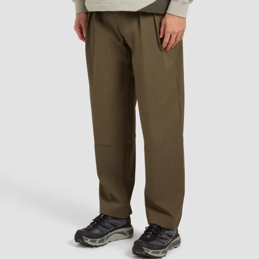 Greenskeeper Chino Trousers Olive