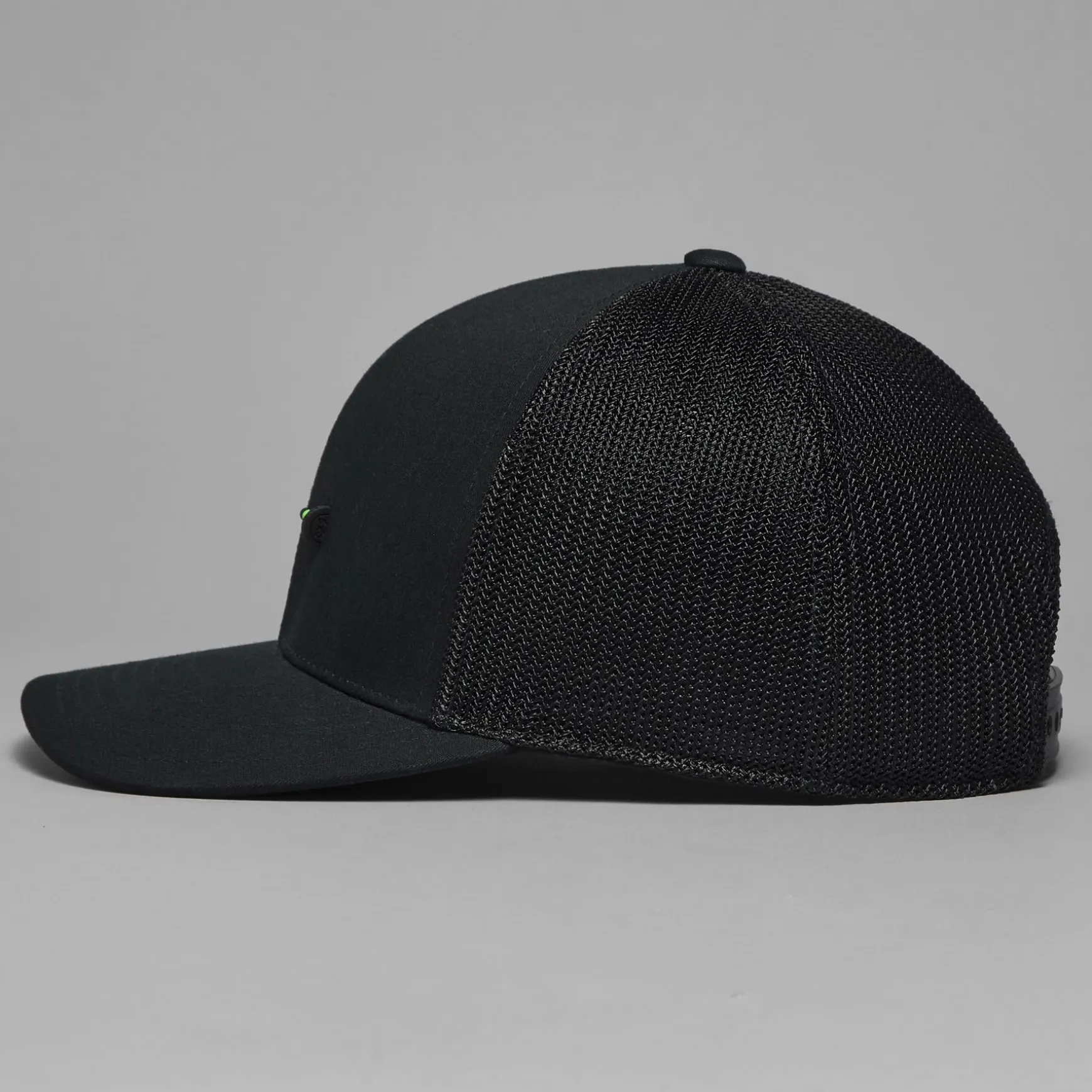 Silicone Tee Trucker Hat Onyx